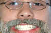 teeth2.jpg (104605 bytes)